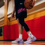 Giày Nike LeBron 20 ‘Violet Frost’ 