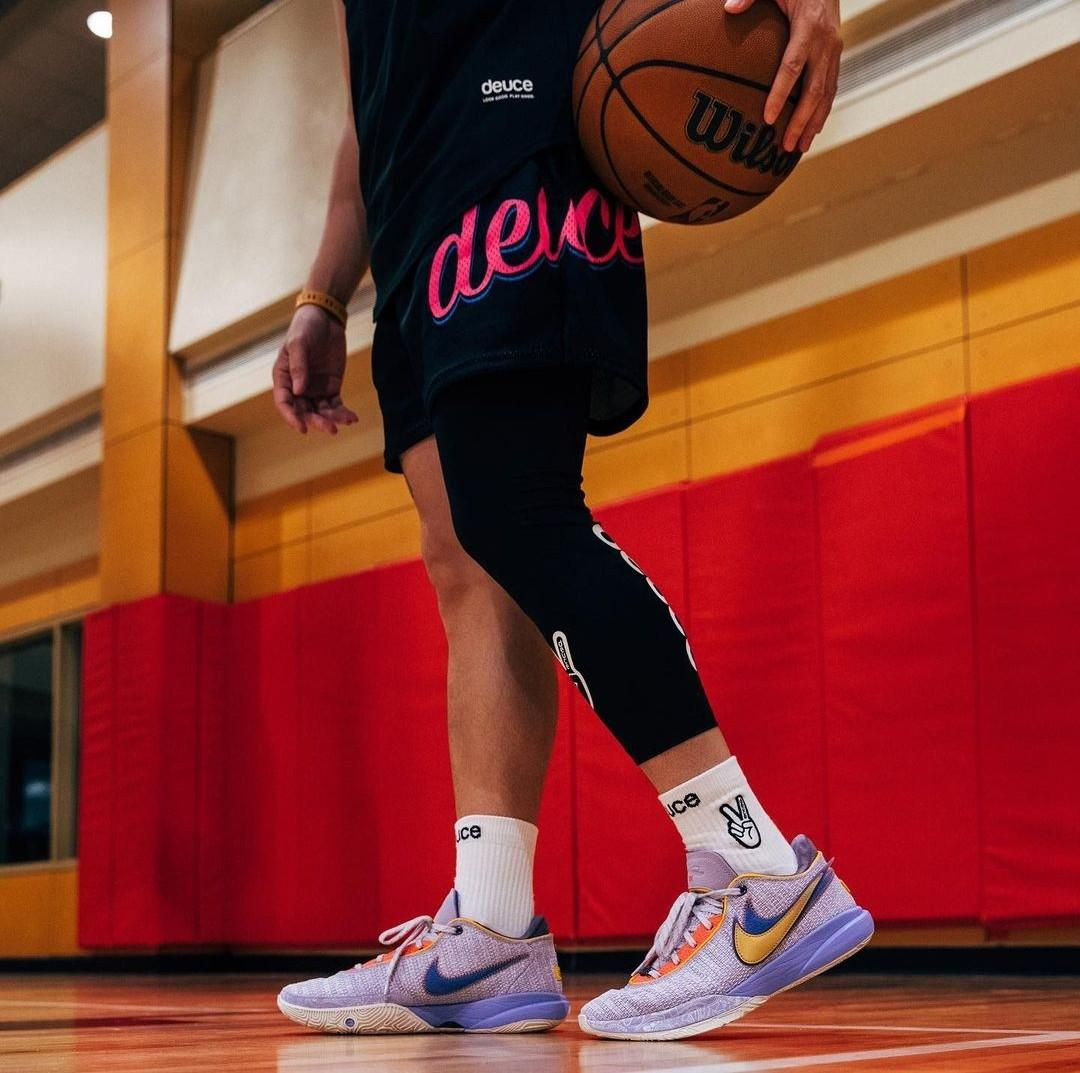  Giày Nike LeBron 20 ‘Violet Frost’ 