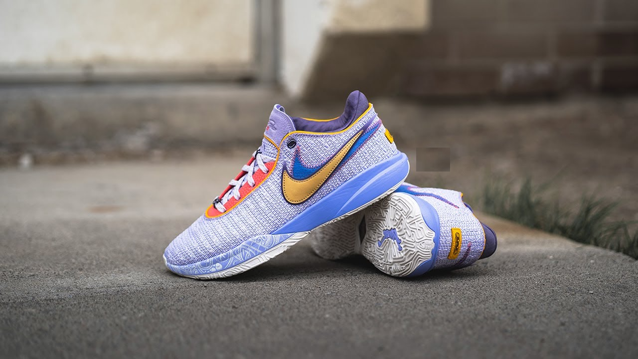  Giày Nike LeBron 20 ‘Violet Frost’ 