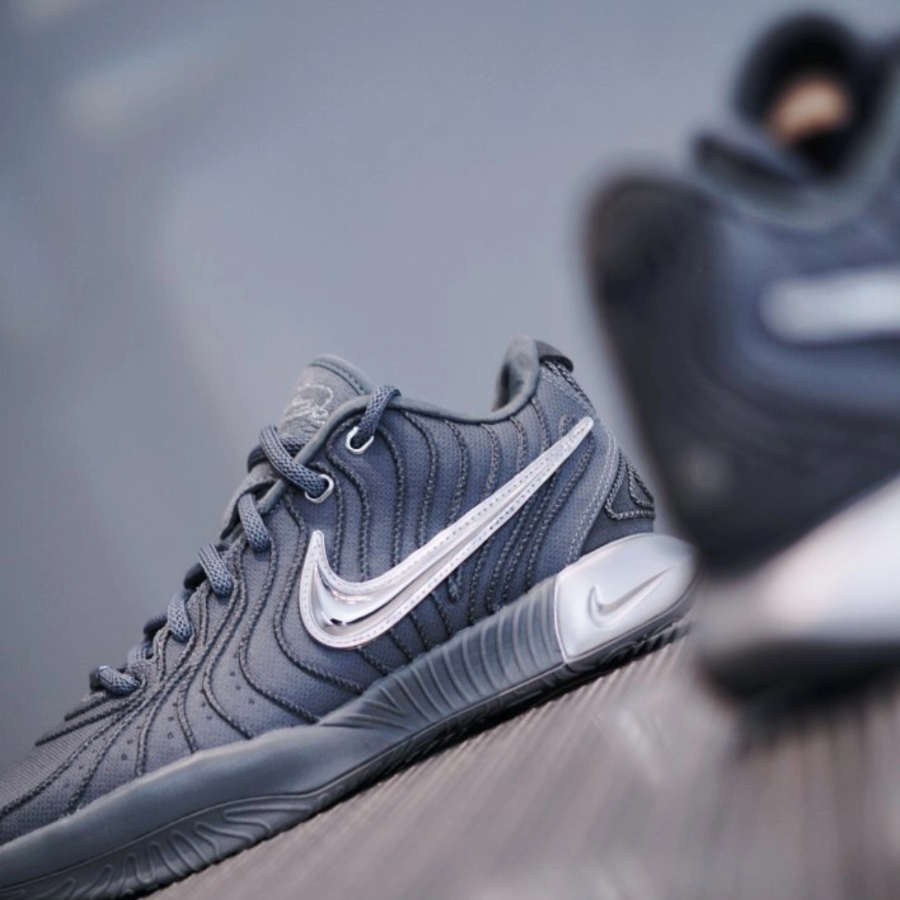  Giày Nike LeBron 21 ‘Cool Grey’ 