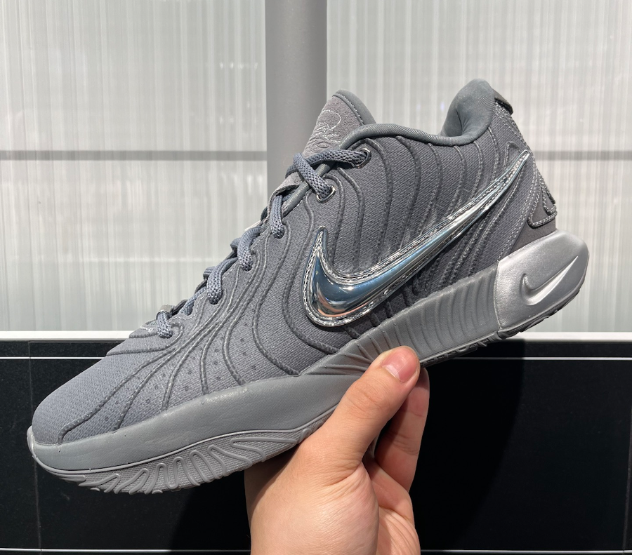  Giày Nike LeBron 21 ‘Cool Grey’ 