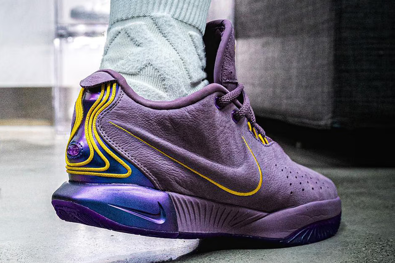  Giày Nike LeBron 21 ‘Purple Rain’ 