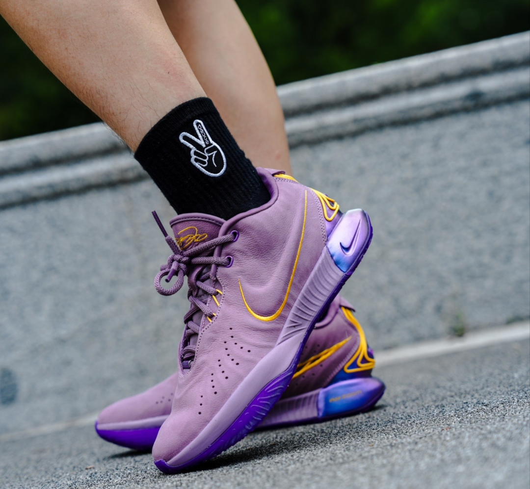  Giày Nike LeBron 21 ‘Purple Rain’ 