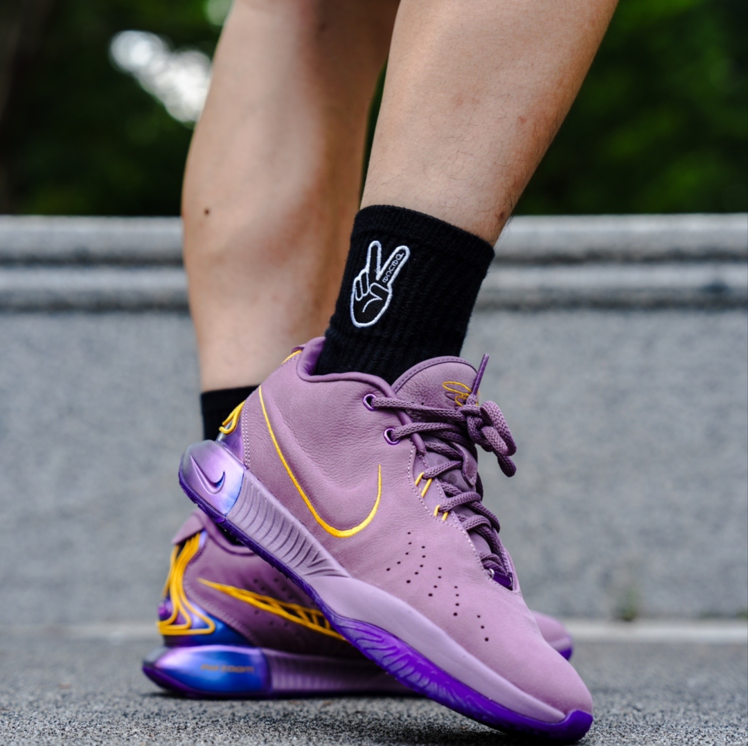  Giày Nike LeBron 21 ‘Purple Rain’ 