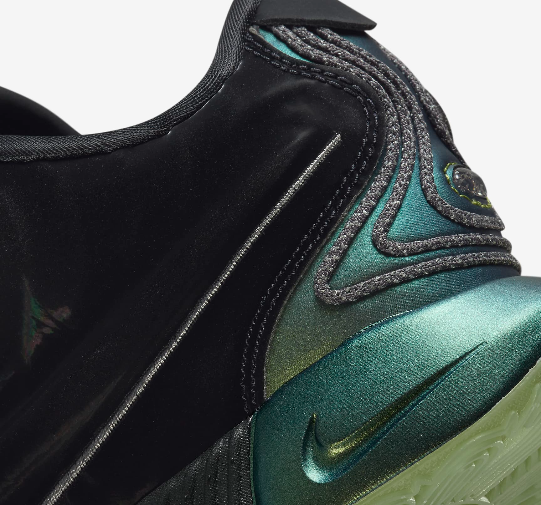  Giày Nike LeBron 21 ‘Tahitian’ 