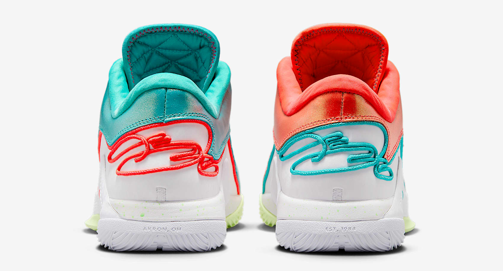  Giày Nike LeBron 22 ‘Christmas’ 