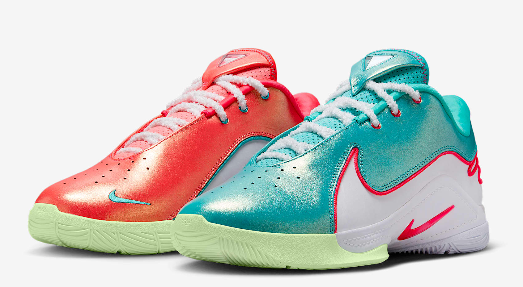  Giày Nike LeBron 22 ‘Christmas’ 