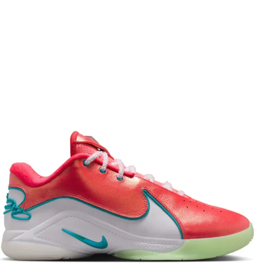  Giày Nike LeBron 22 ‘Christmas' 