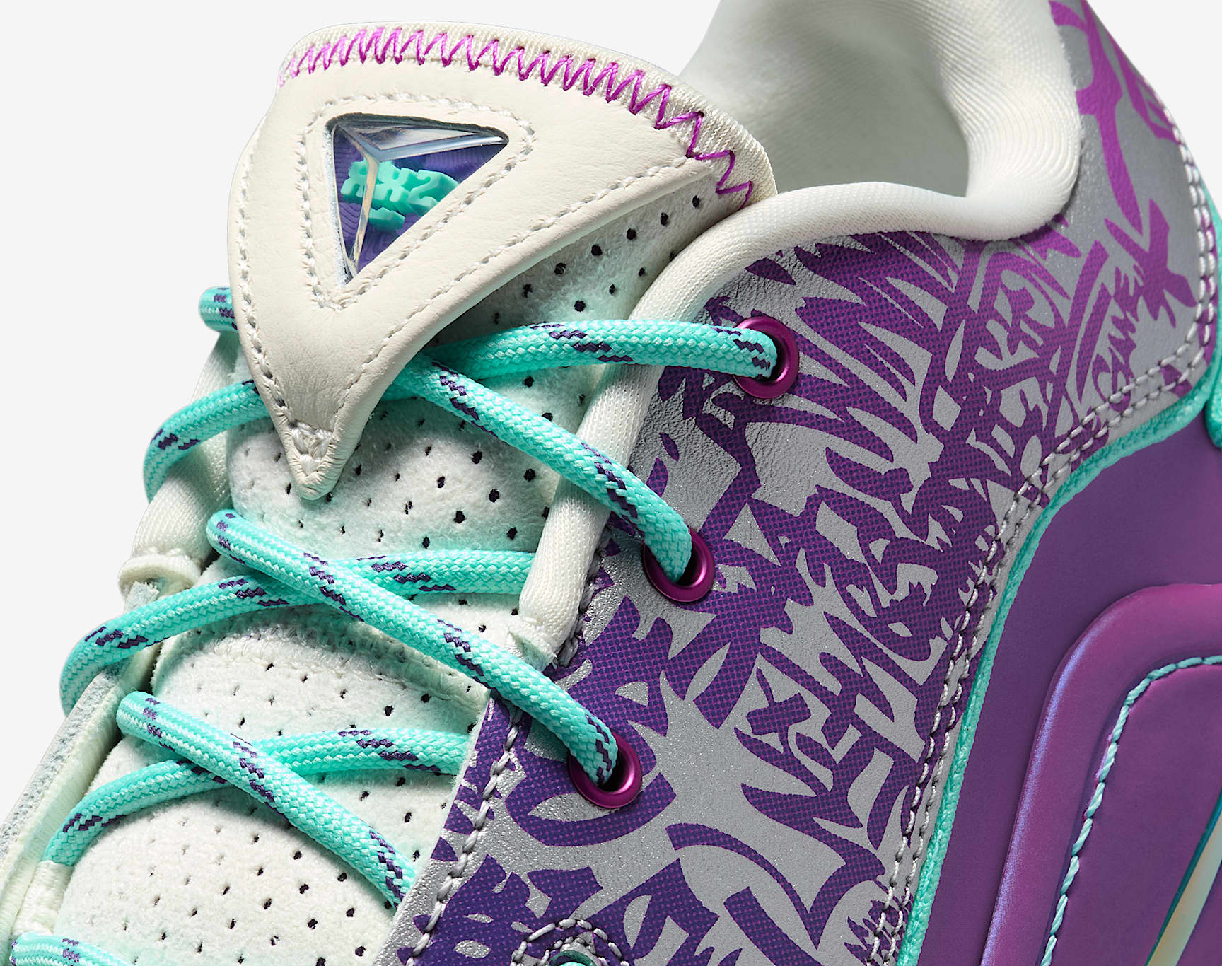  Giày Nike LeBron 22 GS ‘Frozen Grapes’ 