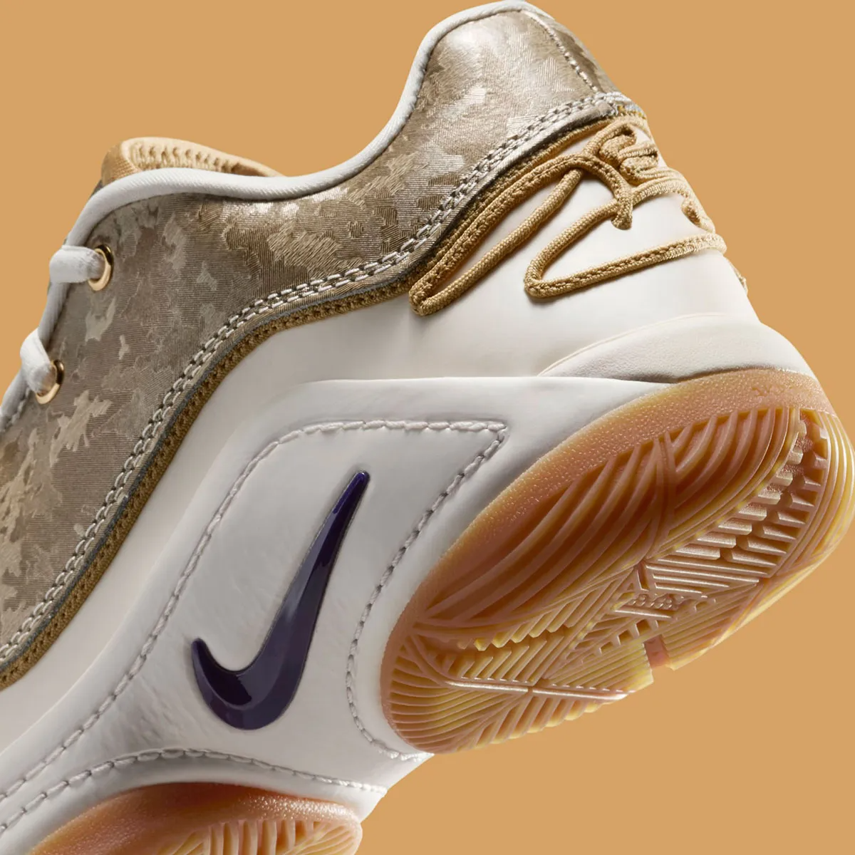  Giày Nike LeBron 22 GS ‘King of the Court’ 