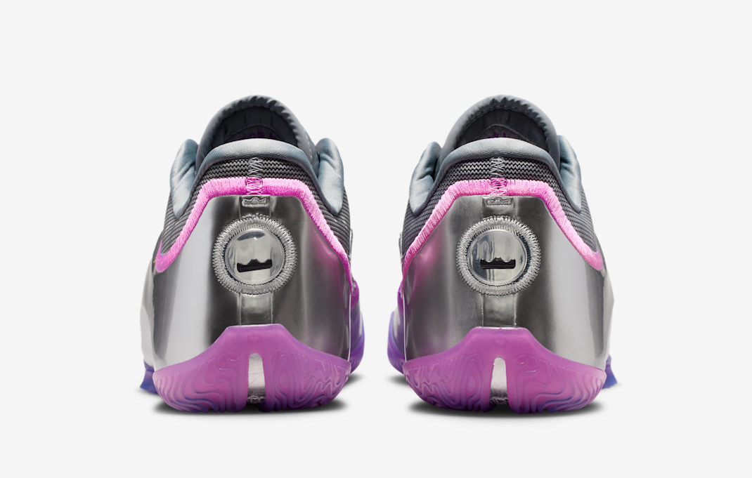  Giày Nike LeBron 23 ‘Bubble Boy’ 