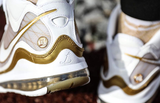  Giày Nike LeBron 7 'China Moon 2020' 