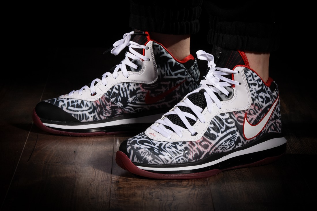  Giày Nike LeBron 8 ‘Graffiti’ 