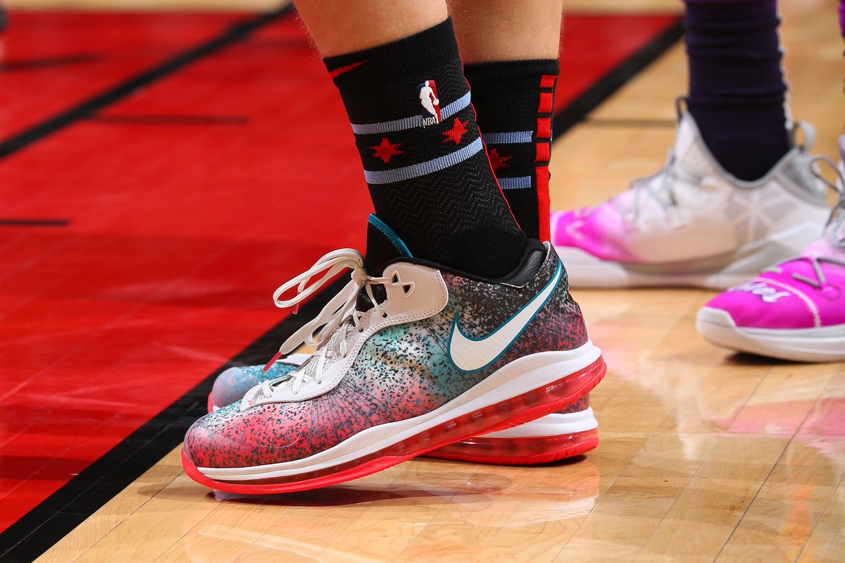  Giày Nike LeBron 8 V2 Low Retro ‘Miami Night’ 2021 