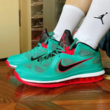  Giày Nike LeBron 9 Low ‘Reverse Liverpool’ 