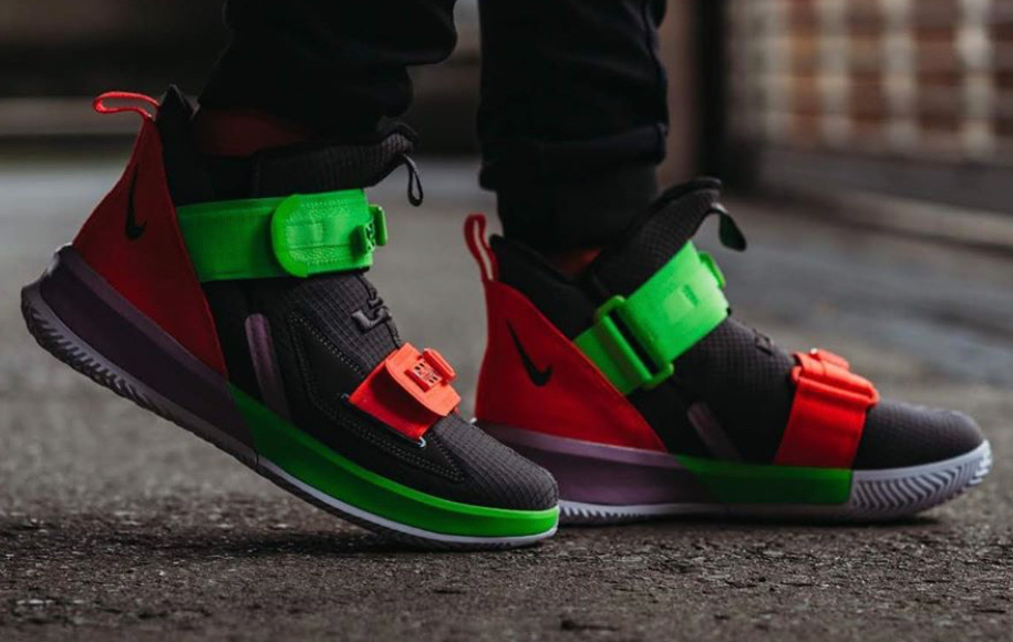  Giày Nike LeBron Soldier 13 GS ‘Thunder Grey Crimson Green’ 