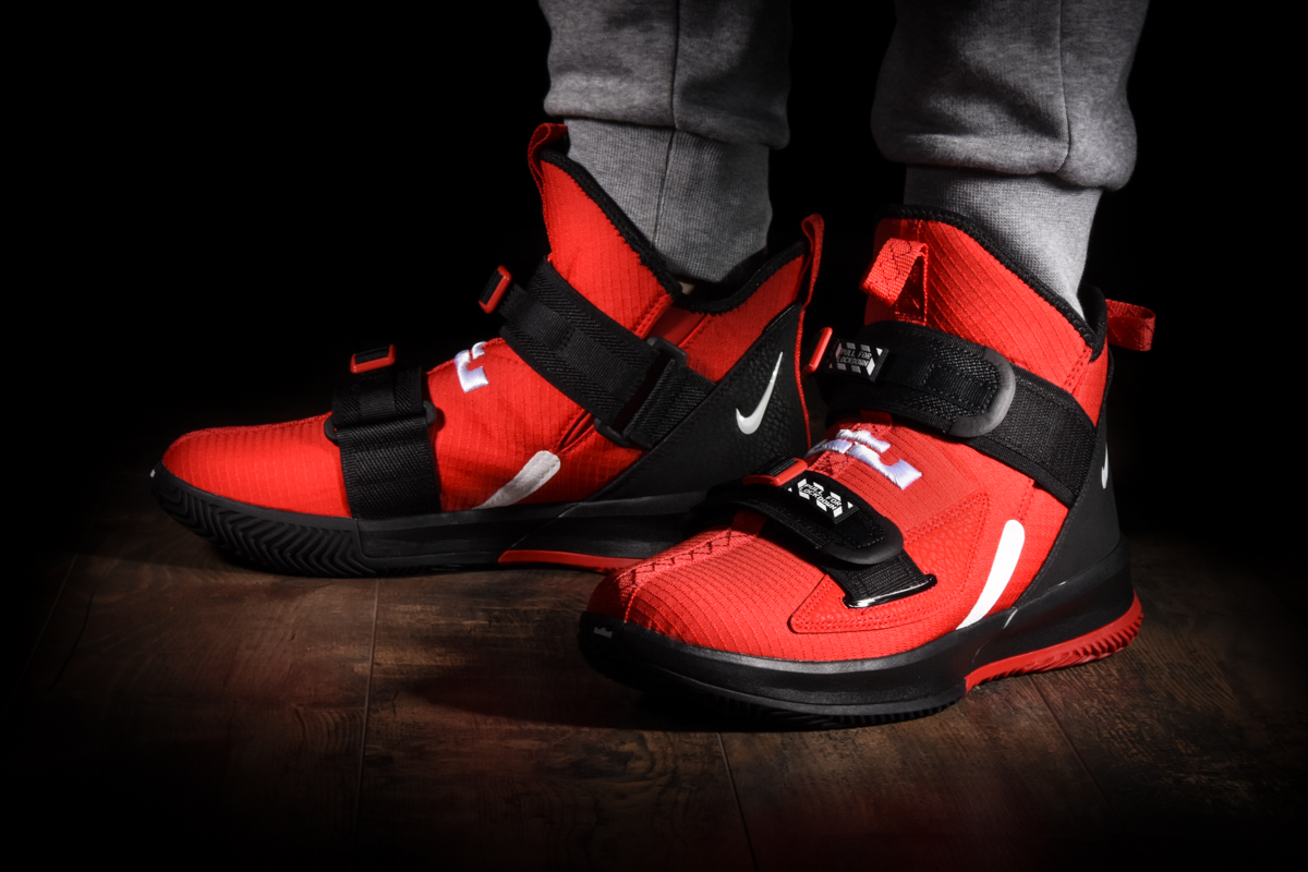  Giày Nike LeBron Soldier 13 SFG ‘Red Black’ 