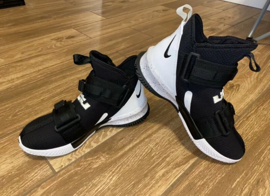  Giày Nike LeBron Soldier 13 SFG TB ‘Black White’ 