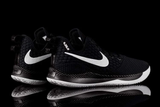  Giày Nike LeBron Witness 3 ‘Black White’ 