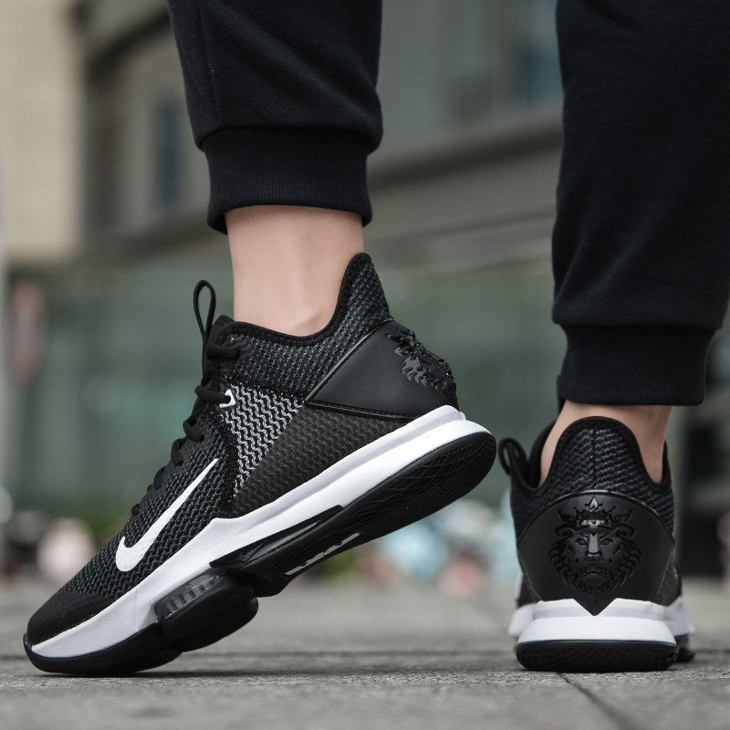  Giày Nike Lebron Witness 4 ‘Core Black’ 