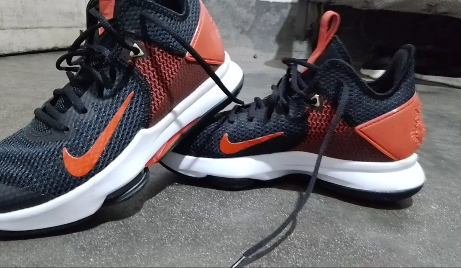  Giày Nike LeBron Witness 4 EP ‘Team Orange’ 