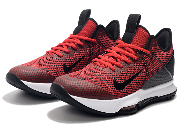  Giày Nike LeBron Witness 4 ‘Gym Red’ 