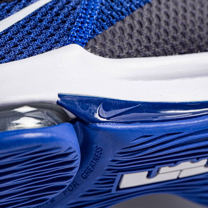  Giày Nike Lebron Witness 4 ‘Racer Blue’ 