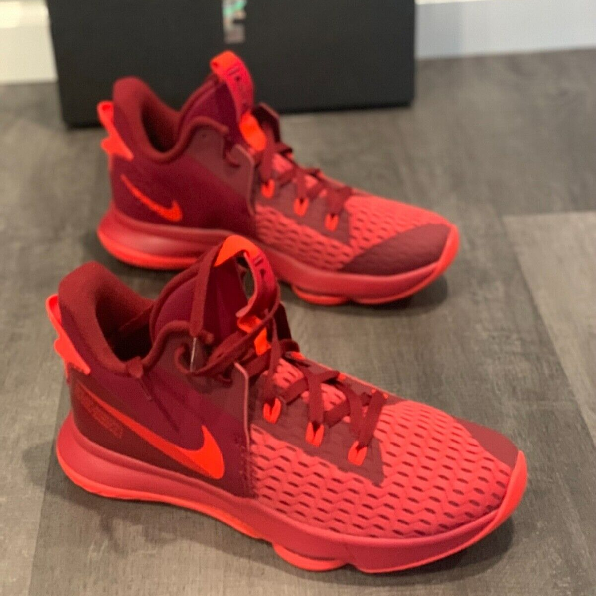  Giày Nike Lebron Witness 5 Ep ‘Red’ 