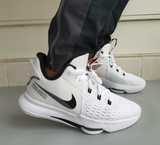  Giày Nike LeBron Witness 5 EP ‘White Black’ 