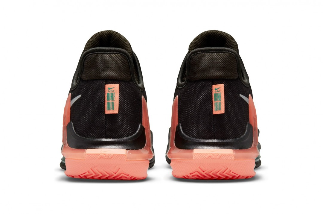  Giày Nike LeBron Witness 6 ‘Black Sequoia’ 