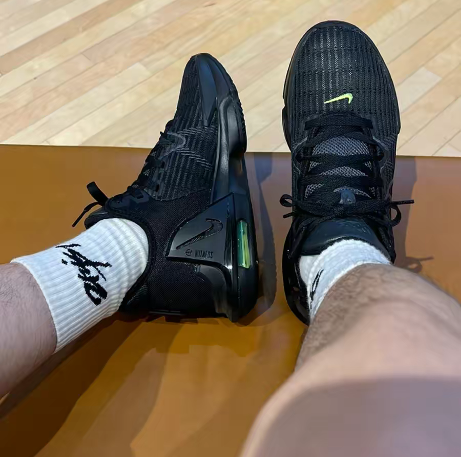  Giày Nike LeBron Witness 6 EP ‘Black Volt’ 