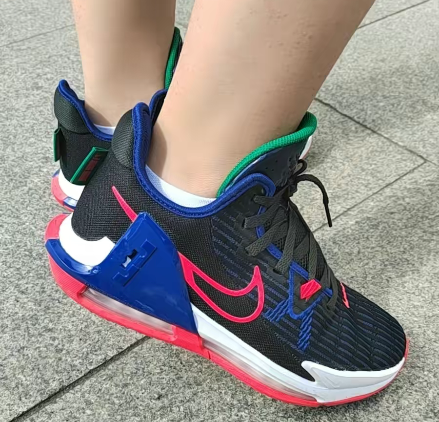  Giày Nike LeBron Witness 6 GS ‘Black Royal Siren Red’ 