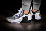  Giày Nike LeBron Witness 6 ‘White Violet’ 