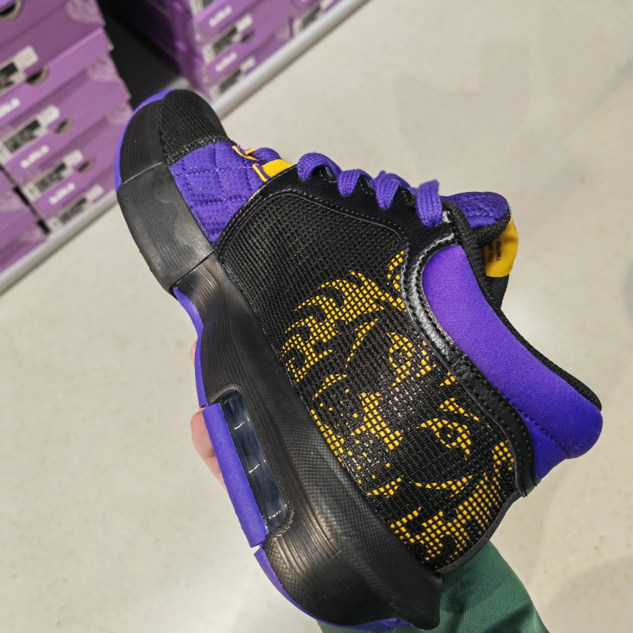  Giày Nike LeBron Witness 8 Lakers ‘Black Purple’ 