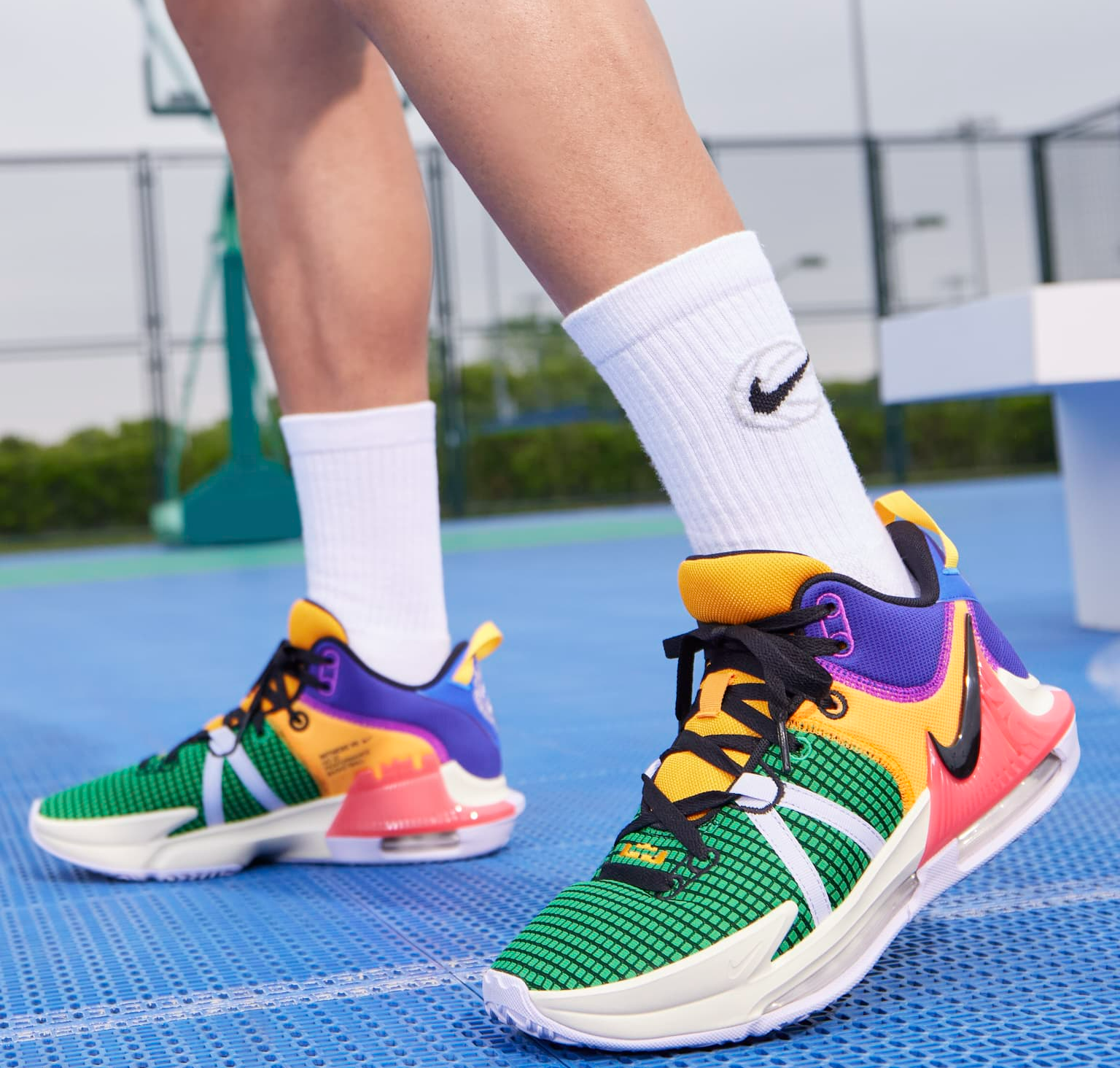  Giày Nike Lebron Witness VII EP 7 ‘Multicolor’ 
