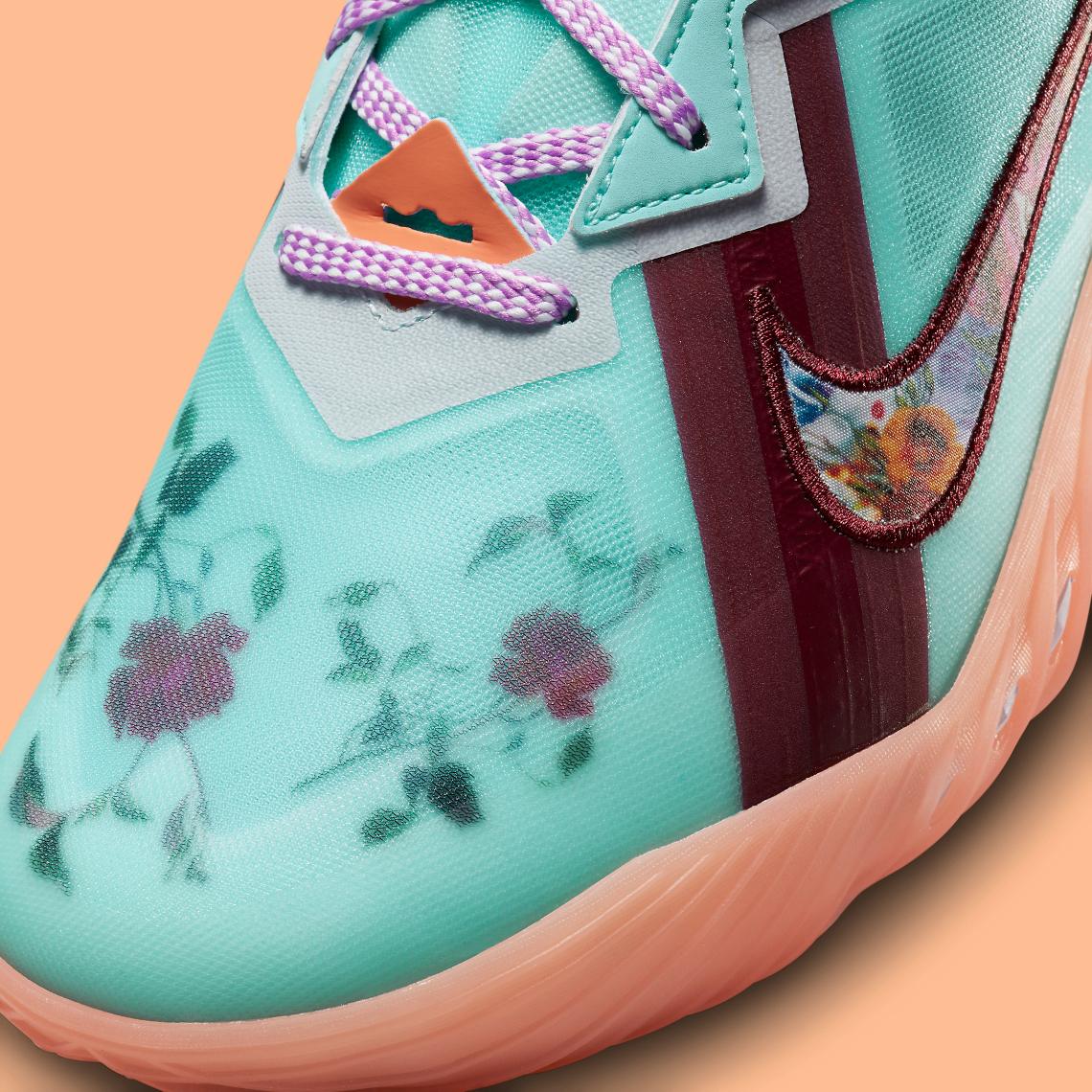  Giày Nike Mimi Plange x LeBron 18 Low GS ‘Daughters’ 