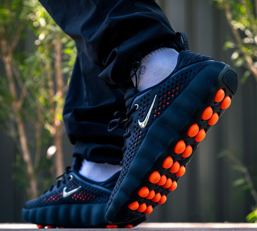  Giày Nike Mind 002 'Black Hyper Crimson' 