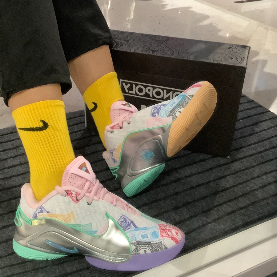  Giày Nike Monopoly x LeBron 22 QS ‘Currency’ 