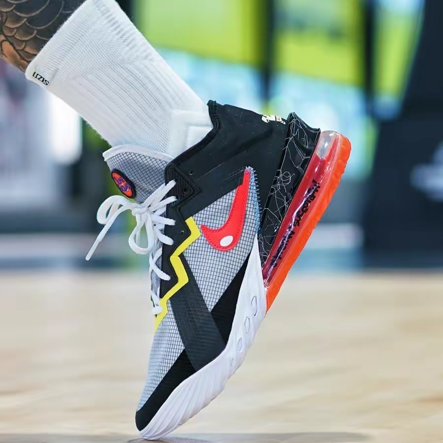  Giày Nike Space Jam x LeBron 18 Low ‘Sylvester x Tweety’ 