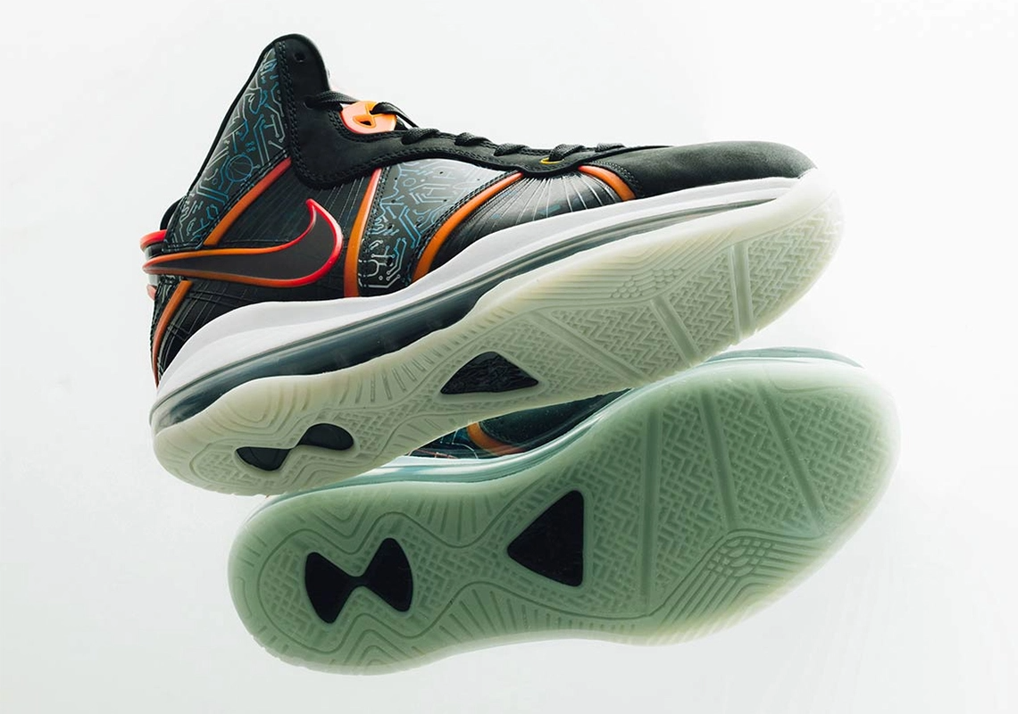  Giày Nike Space Jam x LeBron 8 ‘A New Legacy’ 