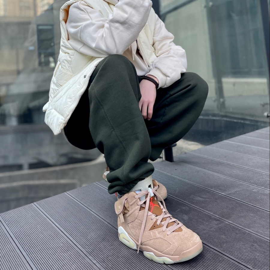  Giày Nike Travis Scott x Air Jordan 6 Retro ‘British Khaki’ 