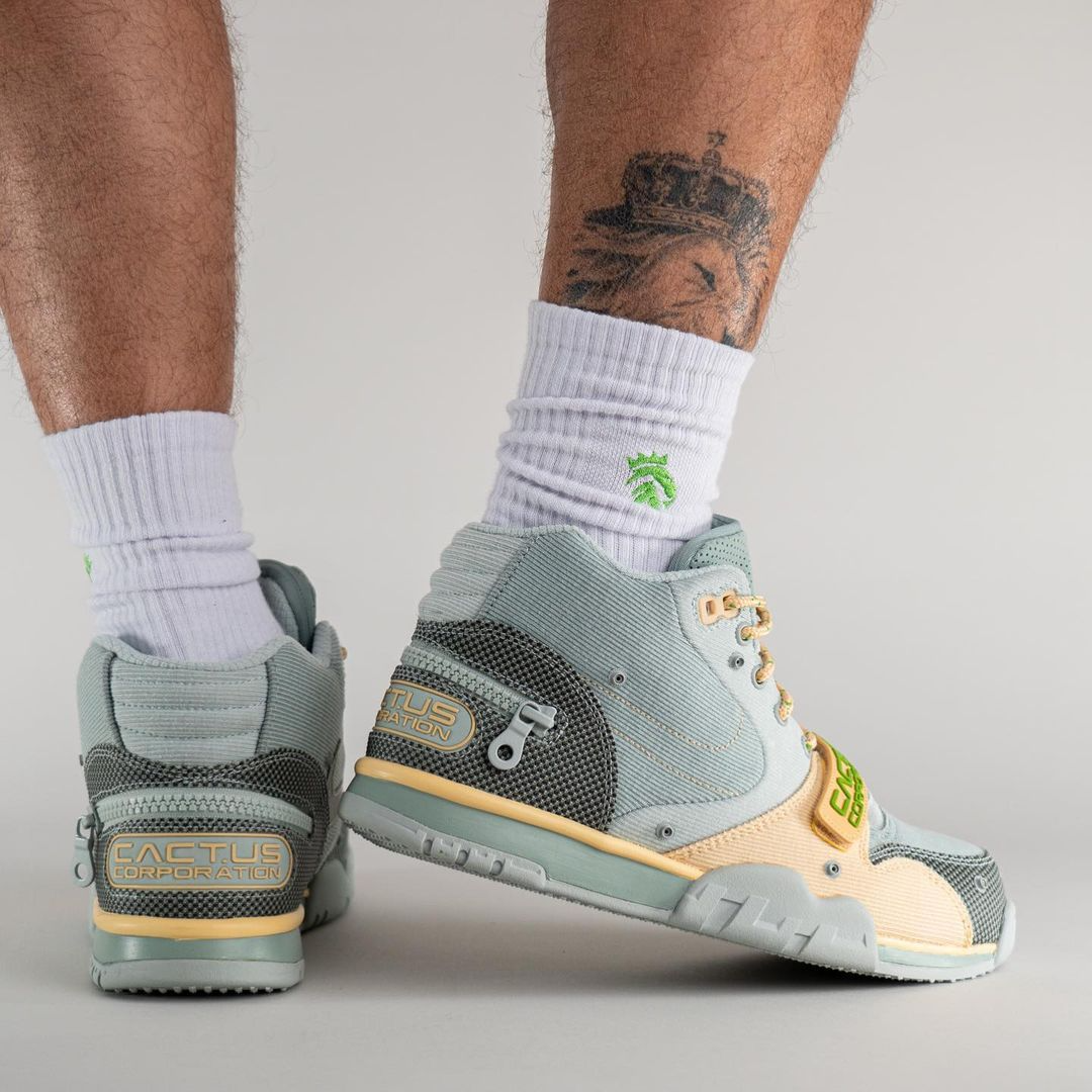  Giày Nike Travis Scott x Air Trainer 1 SP ‘Grey Haze’ 