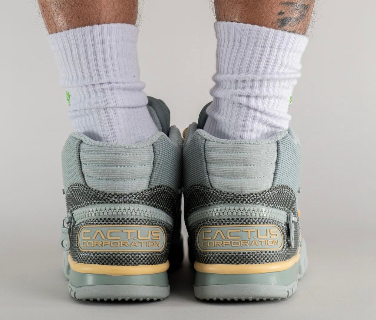  Giày Nike Travis Scott x Air Trainer 1 SP ‘Grey Haze’ 