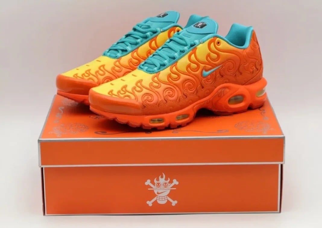  Giày Nike x One Piece Air Max Plus 'Mera Mera' 