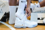  Giày Nike x Titan LeBron 19 Low ‘Beyond The Seas’ 