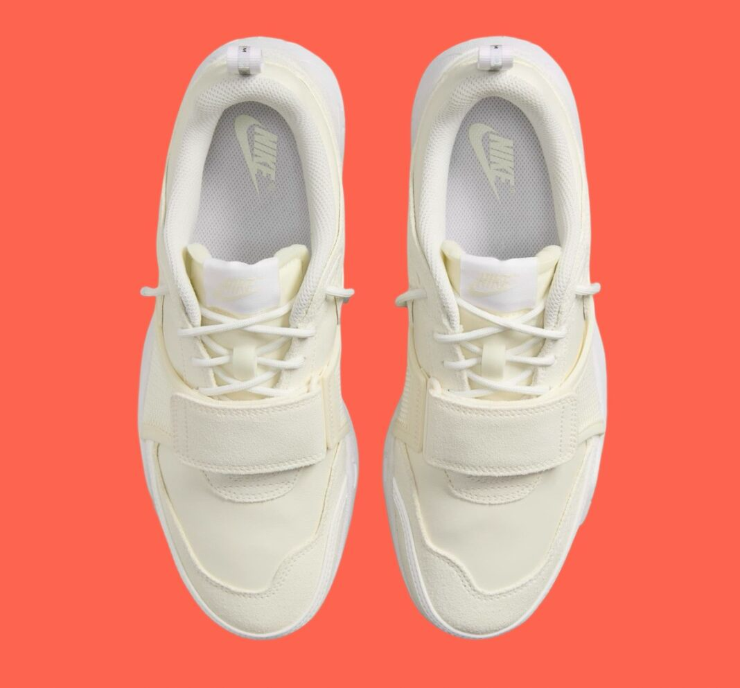  Giày Nike Zoom Field Jaxx SP x Travis Scott ‘Sail’ 