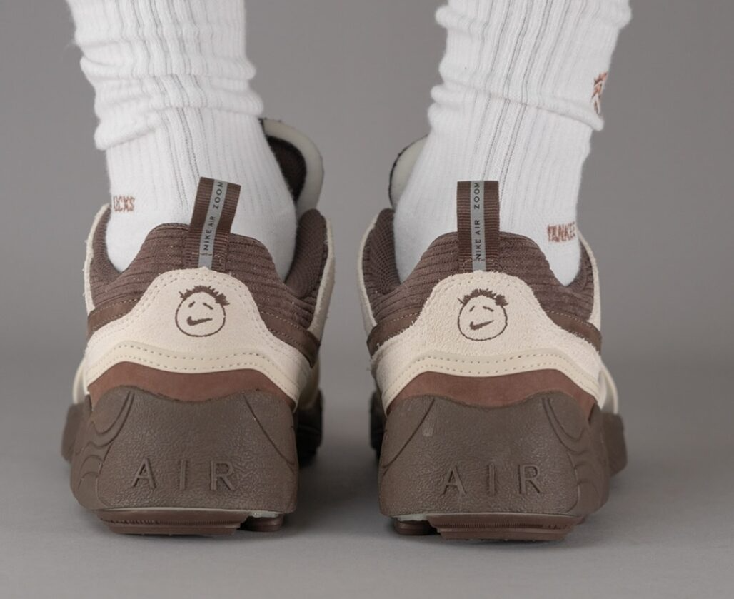 Giày Nike Zoom Field Jaxx Travis Scott ‘Leche Blue’ 