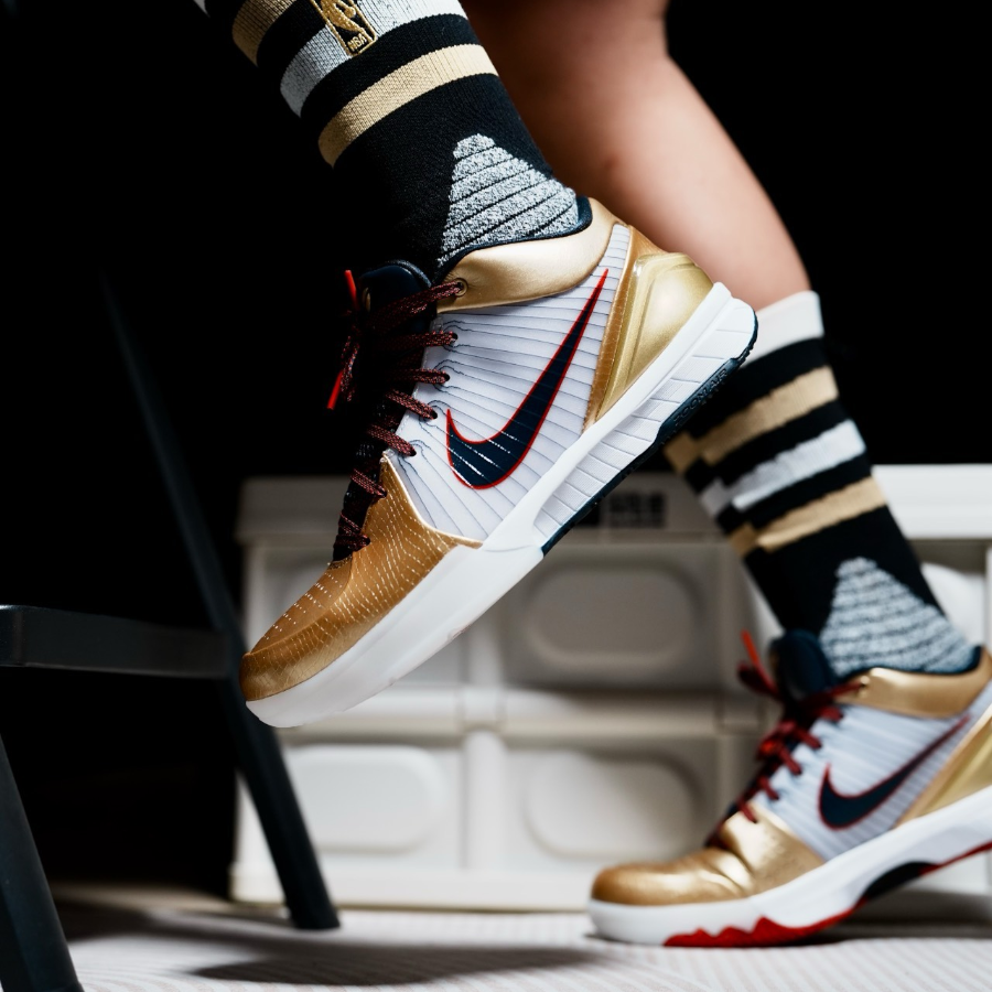  Giày Nike Zoom Kobe 4 Protro ‘Gold Medal’ 