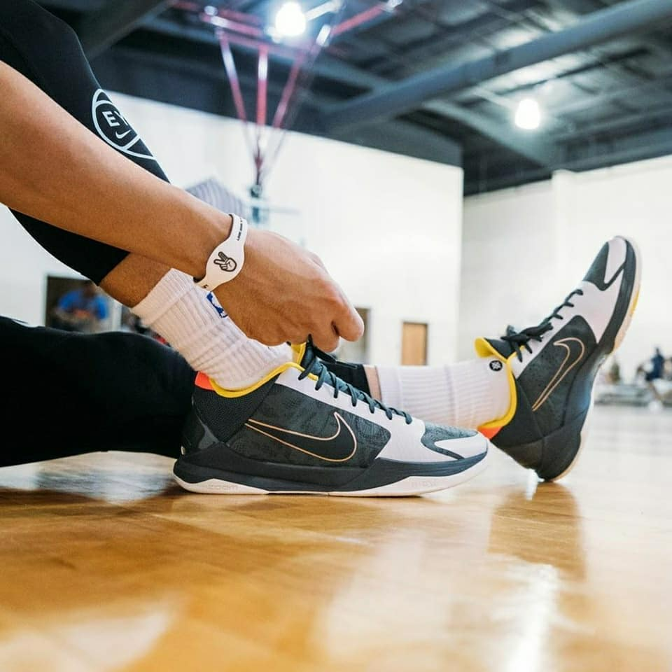  Giày Nike Zoom Kobe 5 Protro ‘EYBL’ 