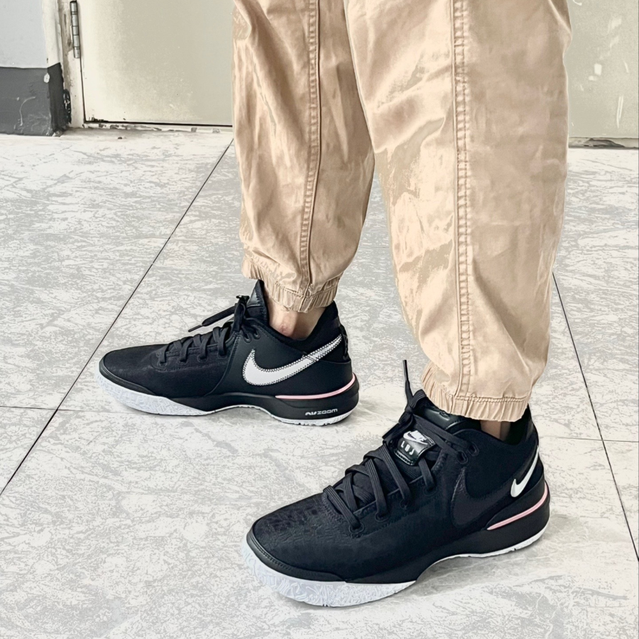  Giày Nike Zoom LeBron NXXT Gen ‘Black White’ 